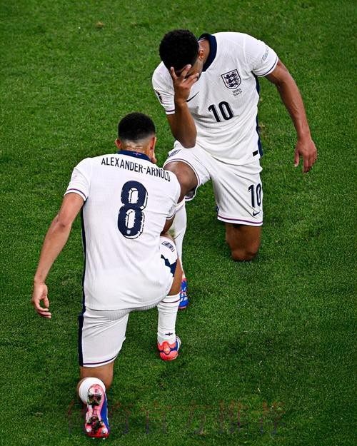 皇马密切关注阿诺德表现 好友贝林厄姆充当说客